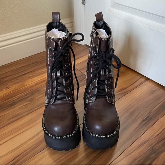 dolls kill delia’s animal behavior chunky platform boots - chocolate brown - Picture 3 of 4